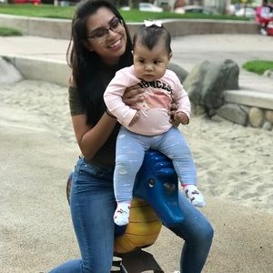 Meet your Posher, Rosalinda